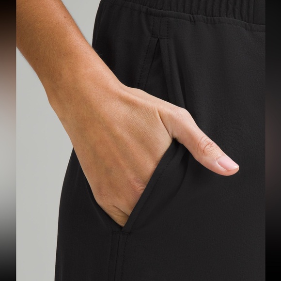 Lululemon Navy Stretch Woven High-Rise Wide-Leg Cropped Pants - Picture 6 of 7